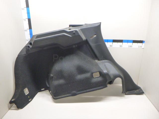 Обшивка багажника