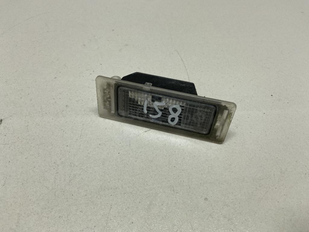 Фонарь подсветки номера