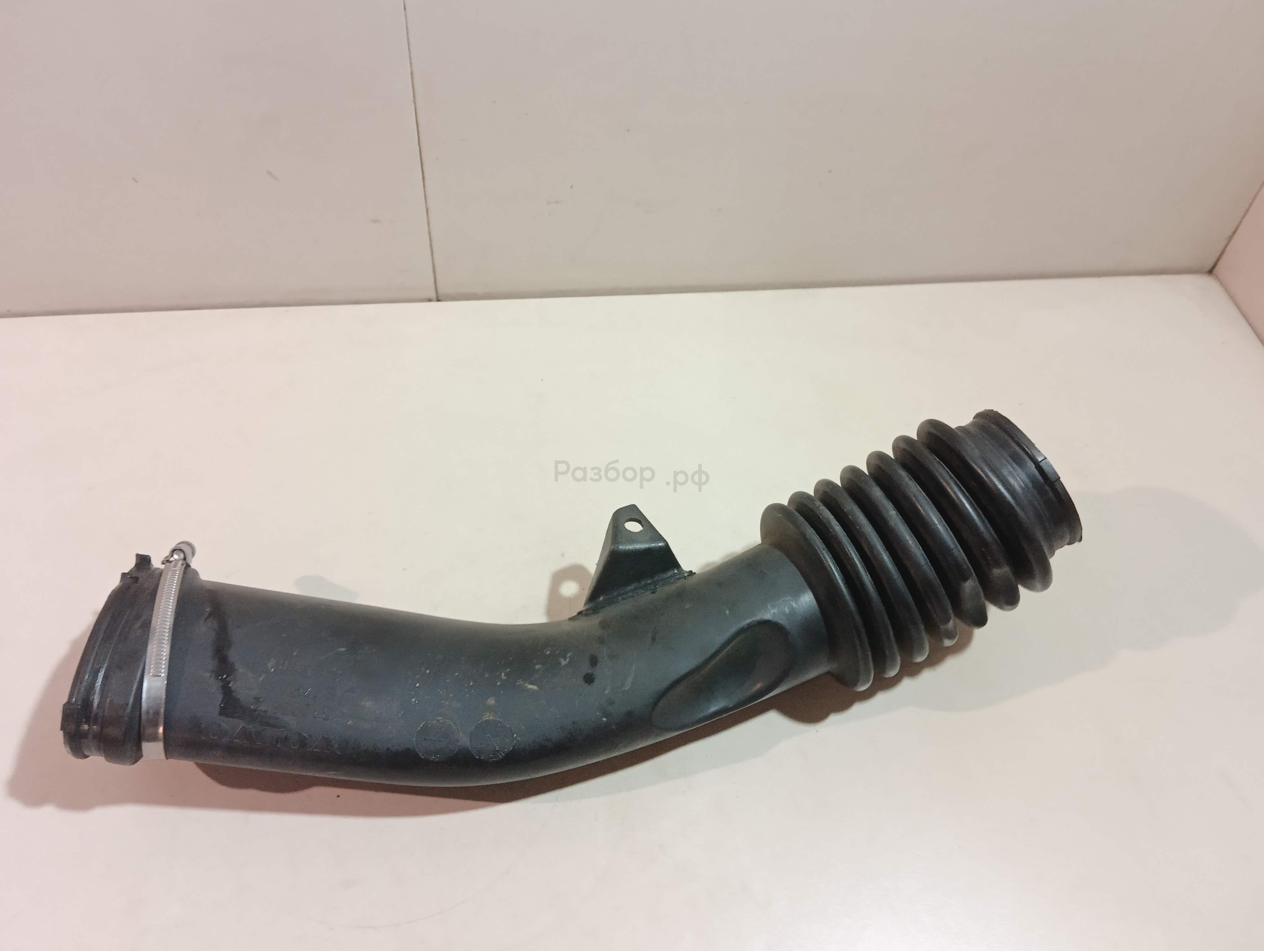 Патрубок воздушного фильтра