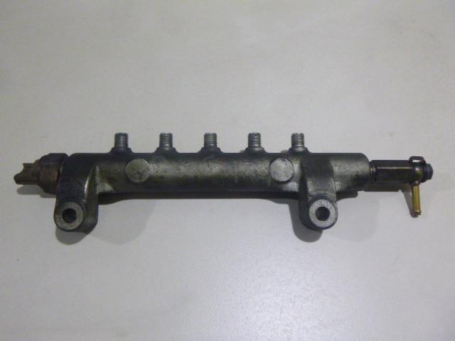 Рейка топливная (рампа)