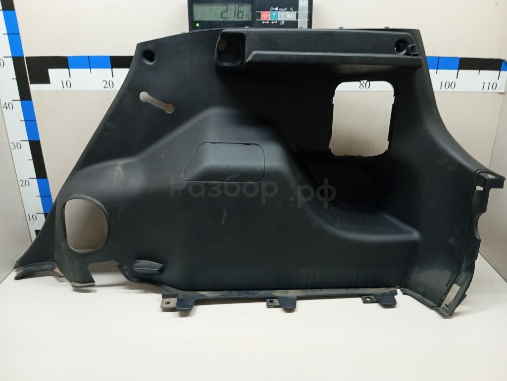 Обшивка багажника