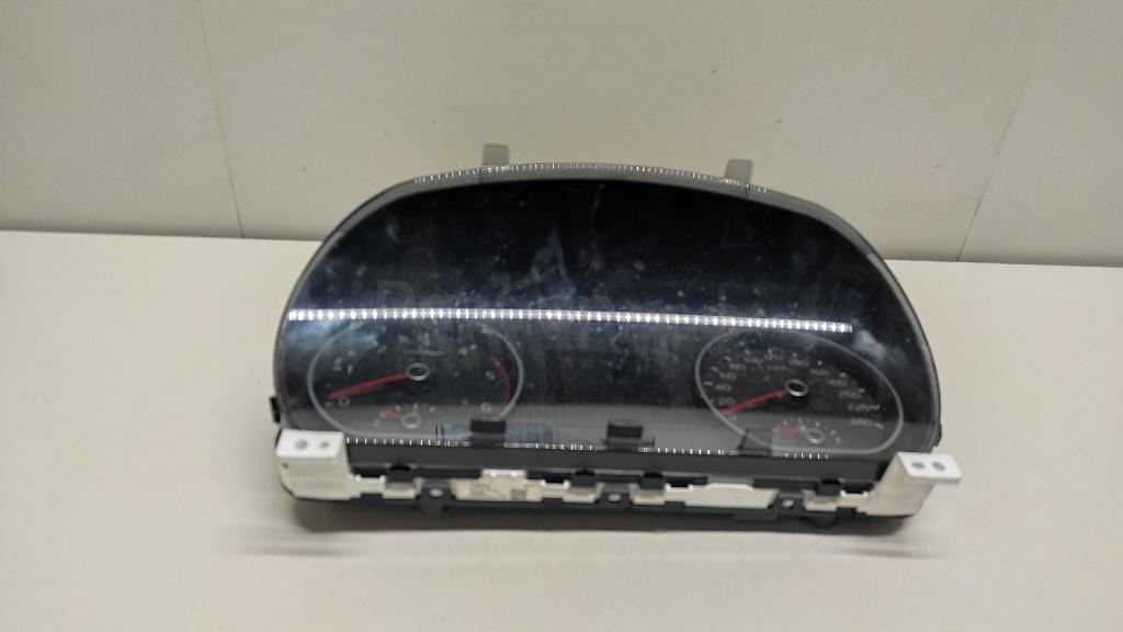 Панель приборов