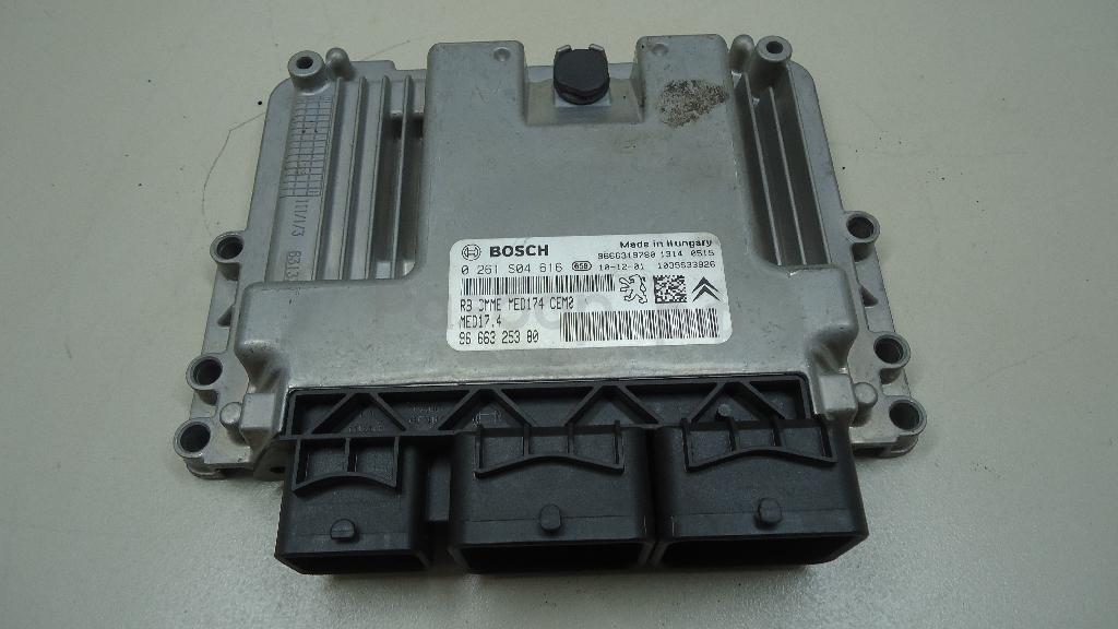 Блок управления двигателем