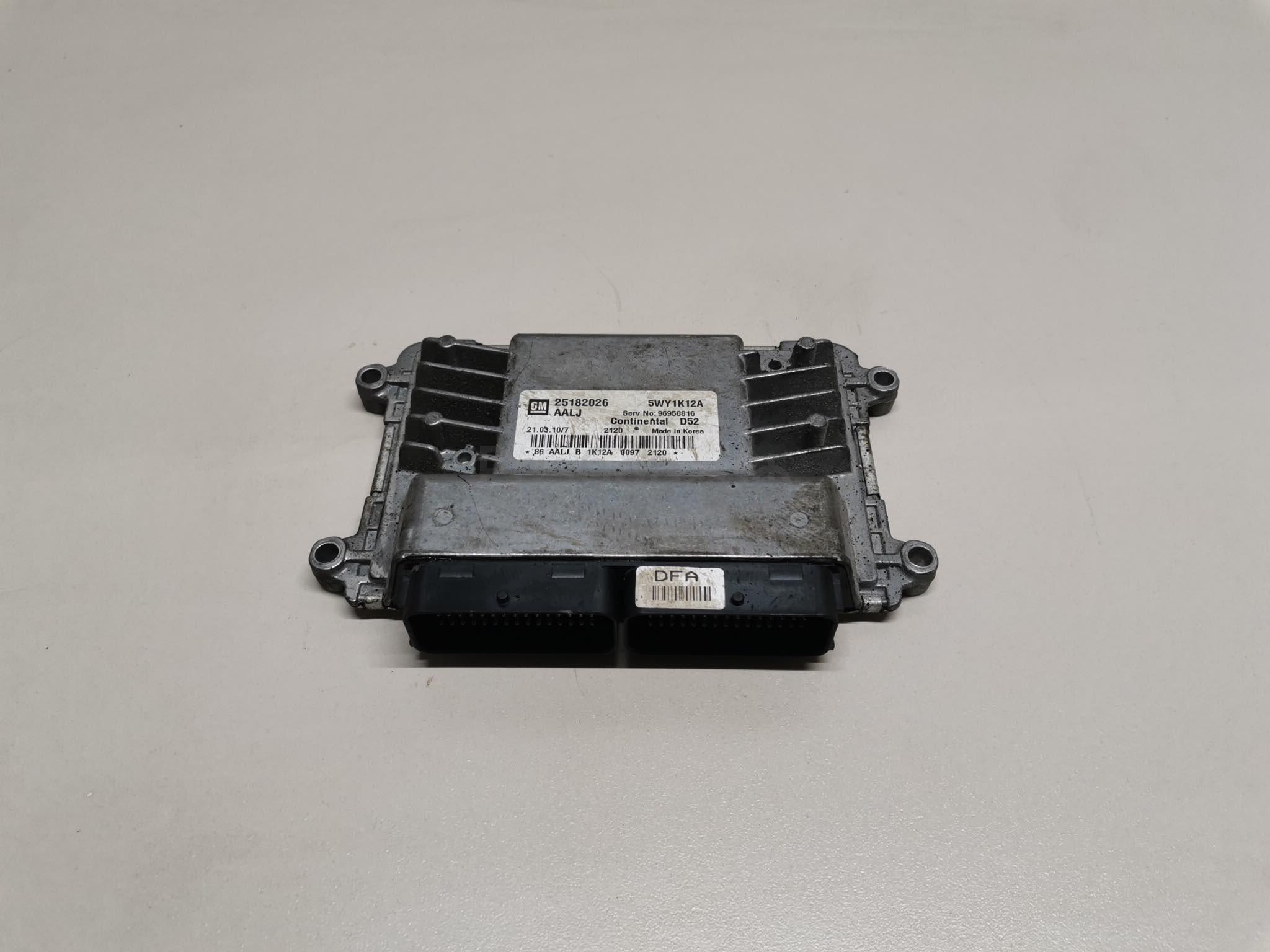 Блок управления двигателем