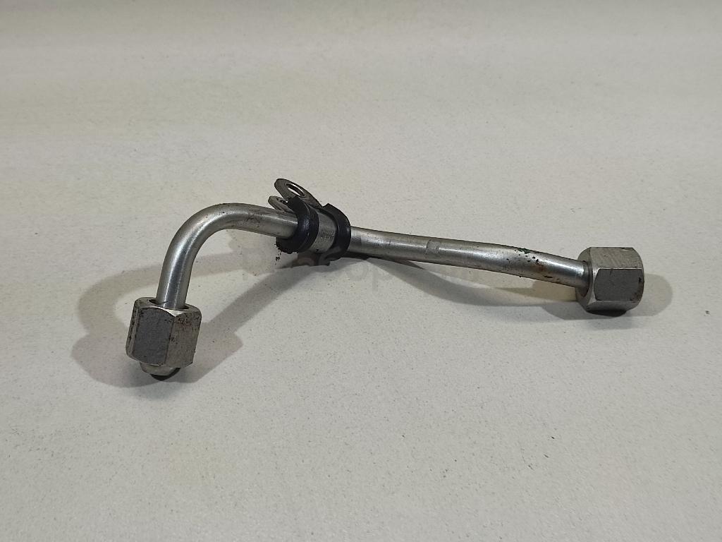 Трубка топливная