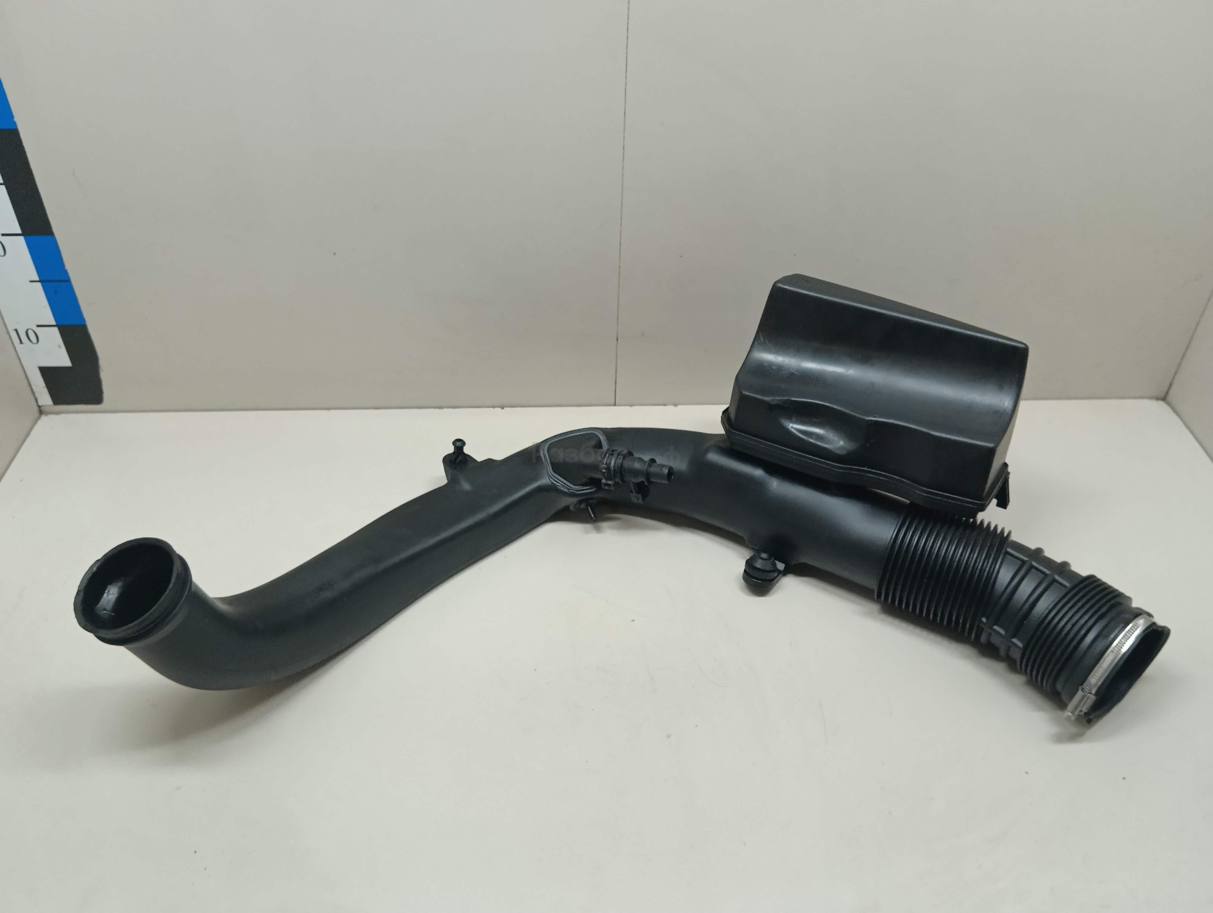 Патрубок воздушного фильтра