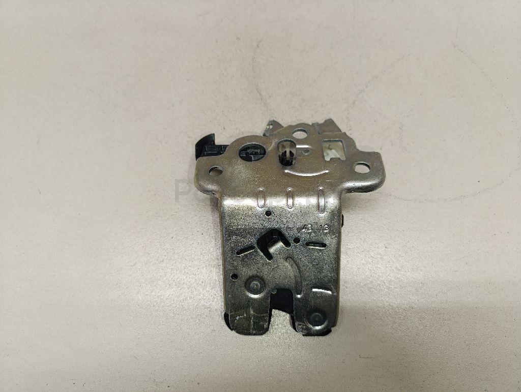 Замок багажника