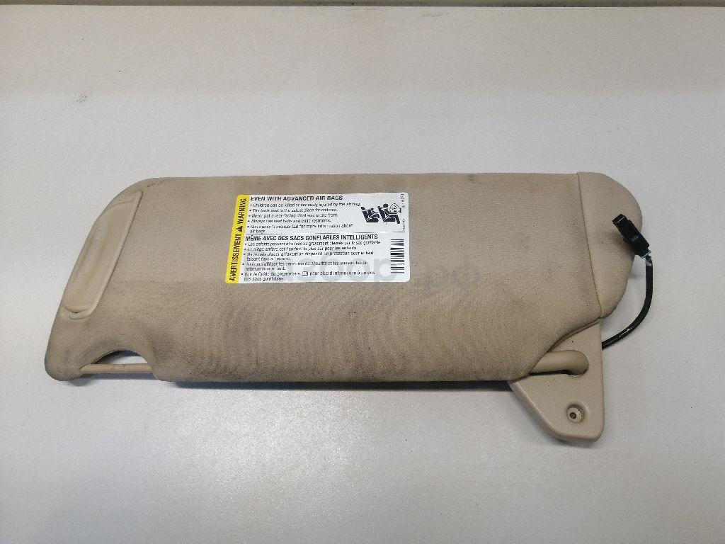 Козырек солнцезащитный (внутри)