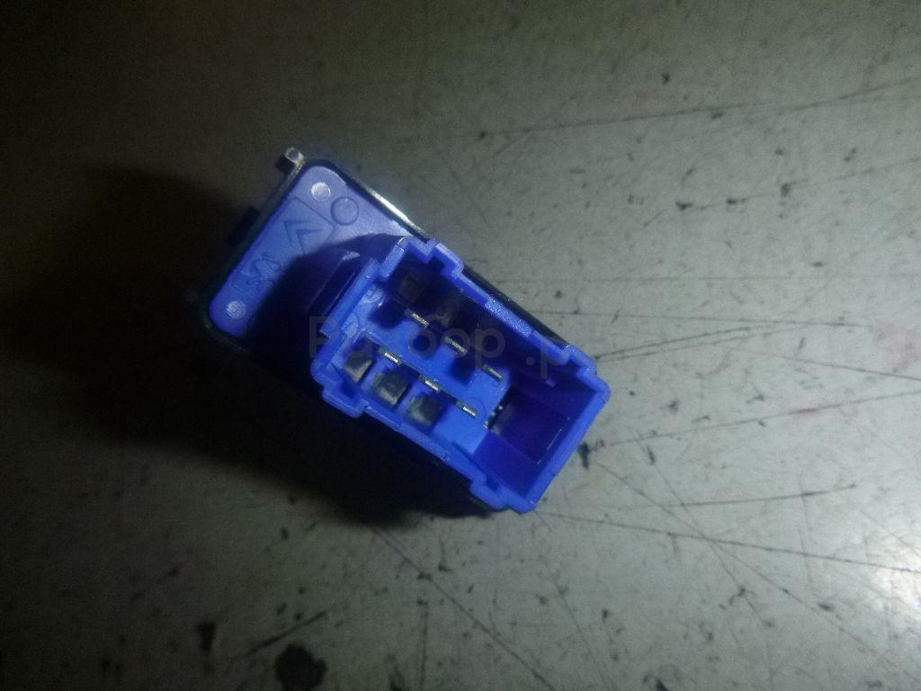 Кнопка стеклоподъемника