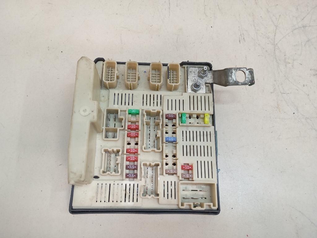 Блок предохранителей