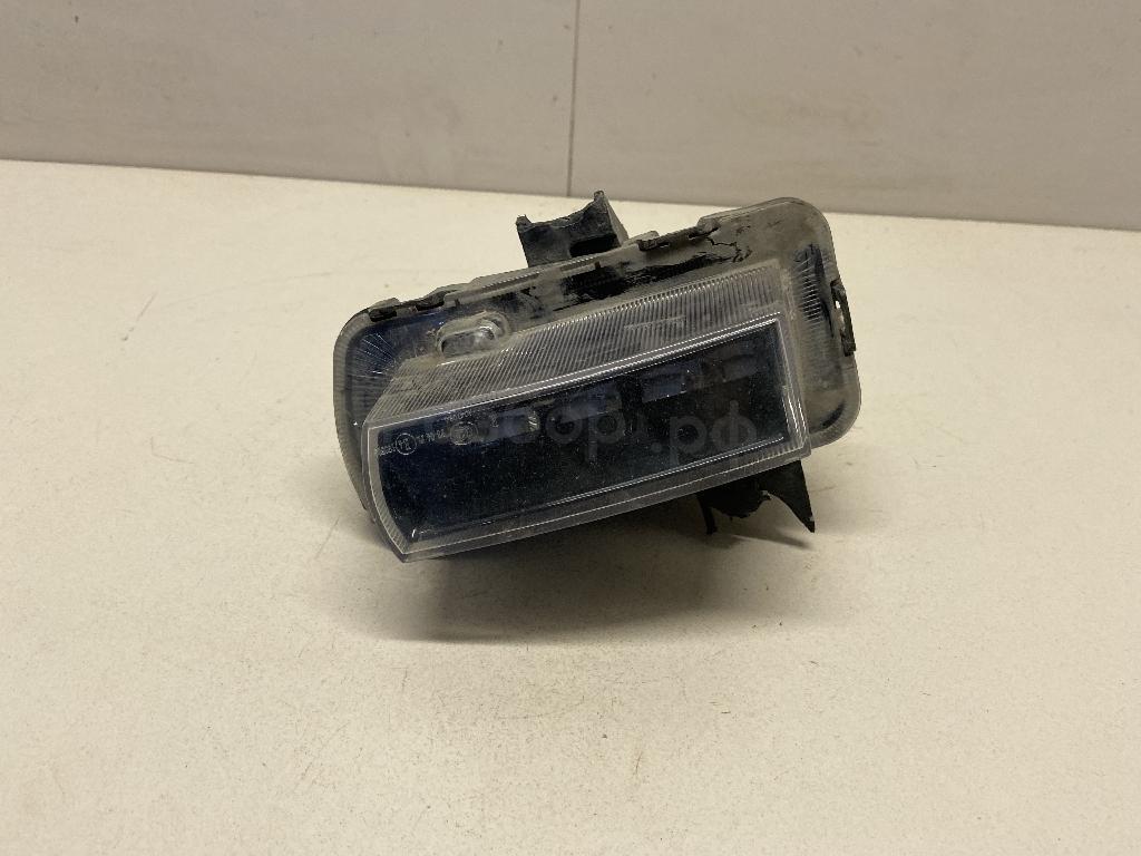 Фара противотуманная правая