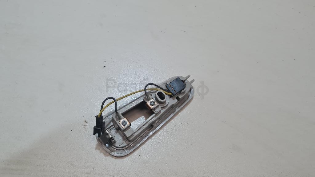 Плафон салонный