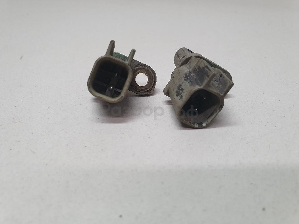 Датчик ABS задний