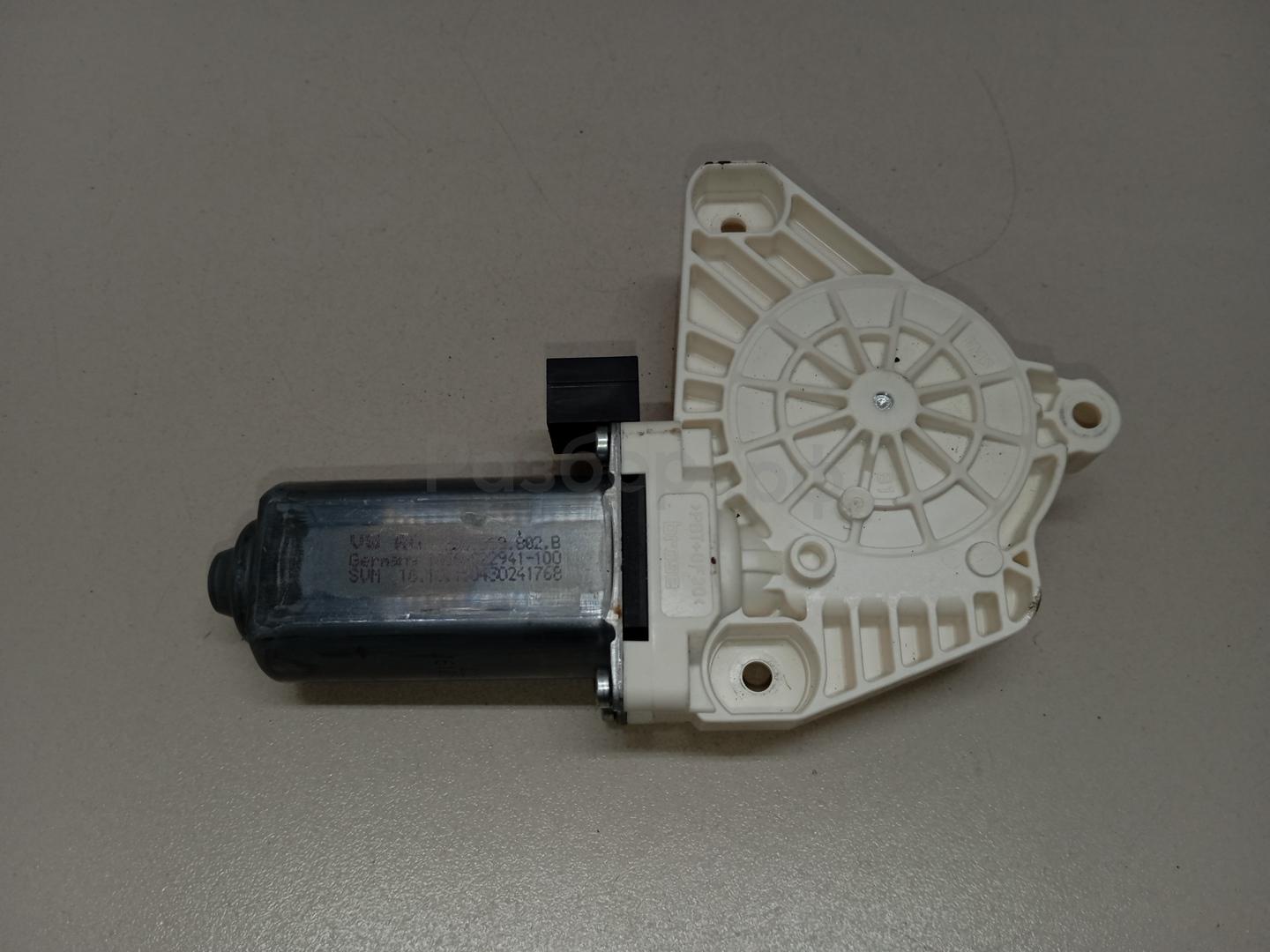 Моторчик стеклоподъемника