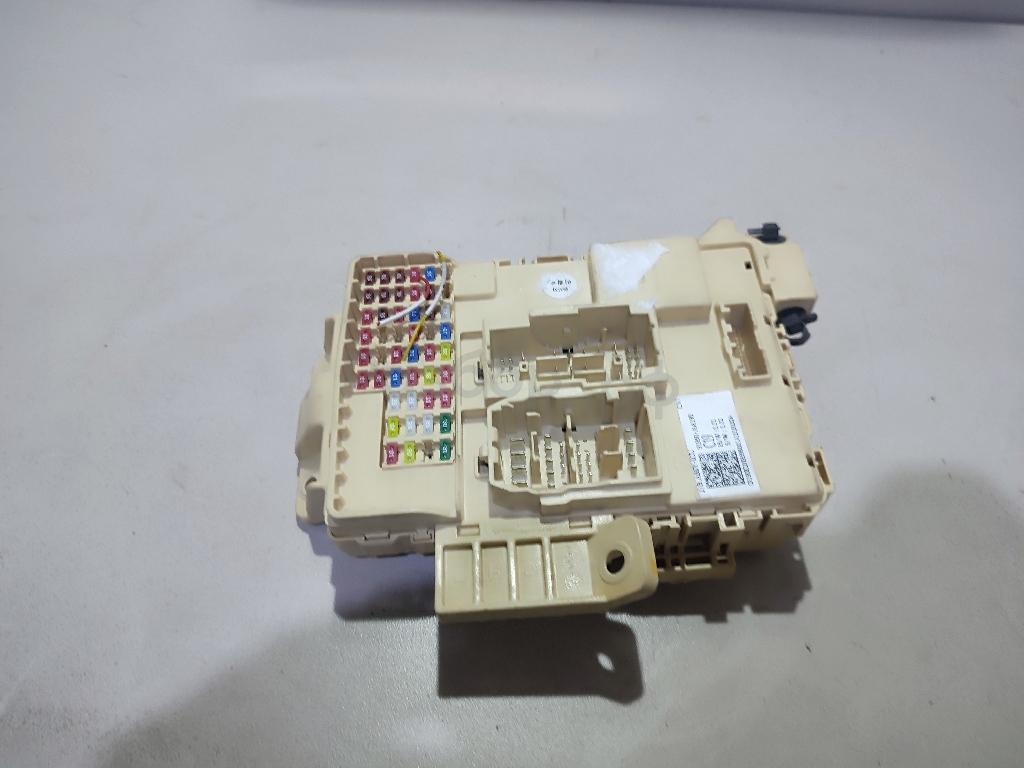 Блок предохранителей