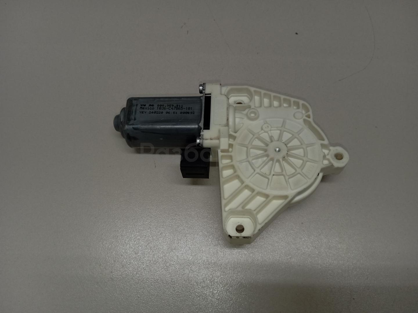 Моторчик стеклоподъемника