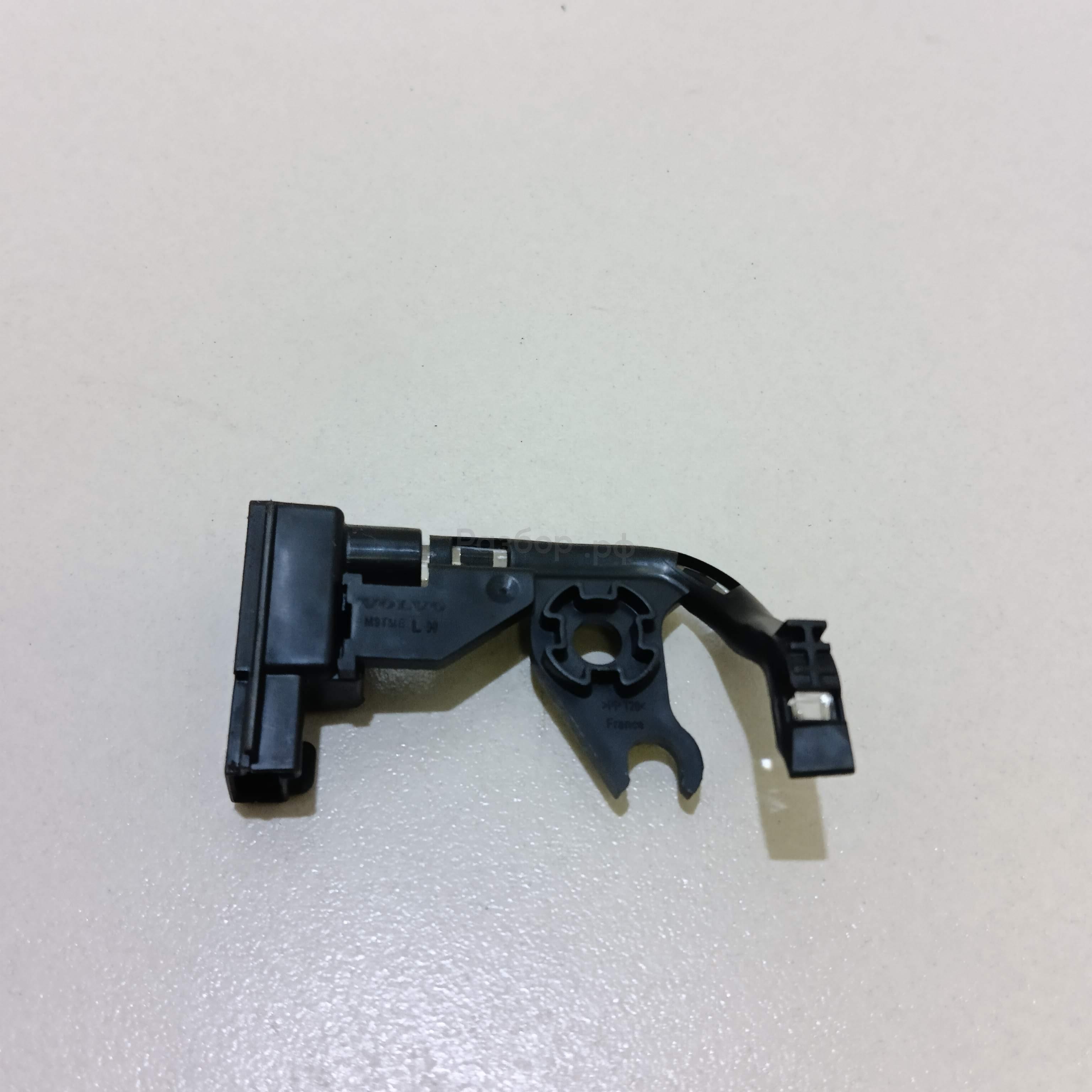 Плафон салонный