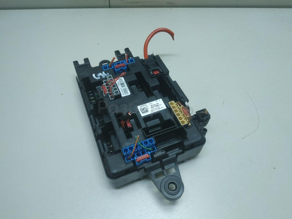 Блок предохранителей