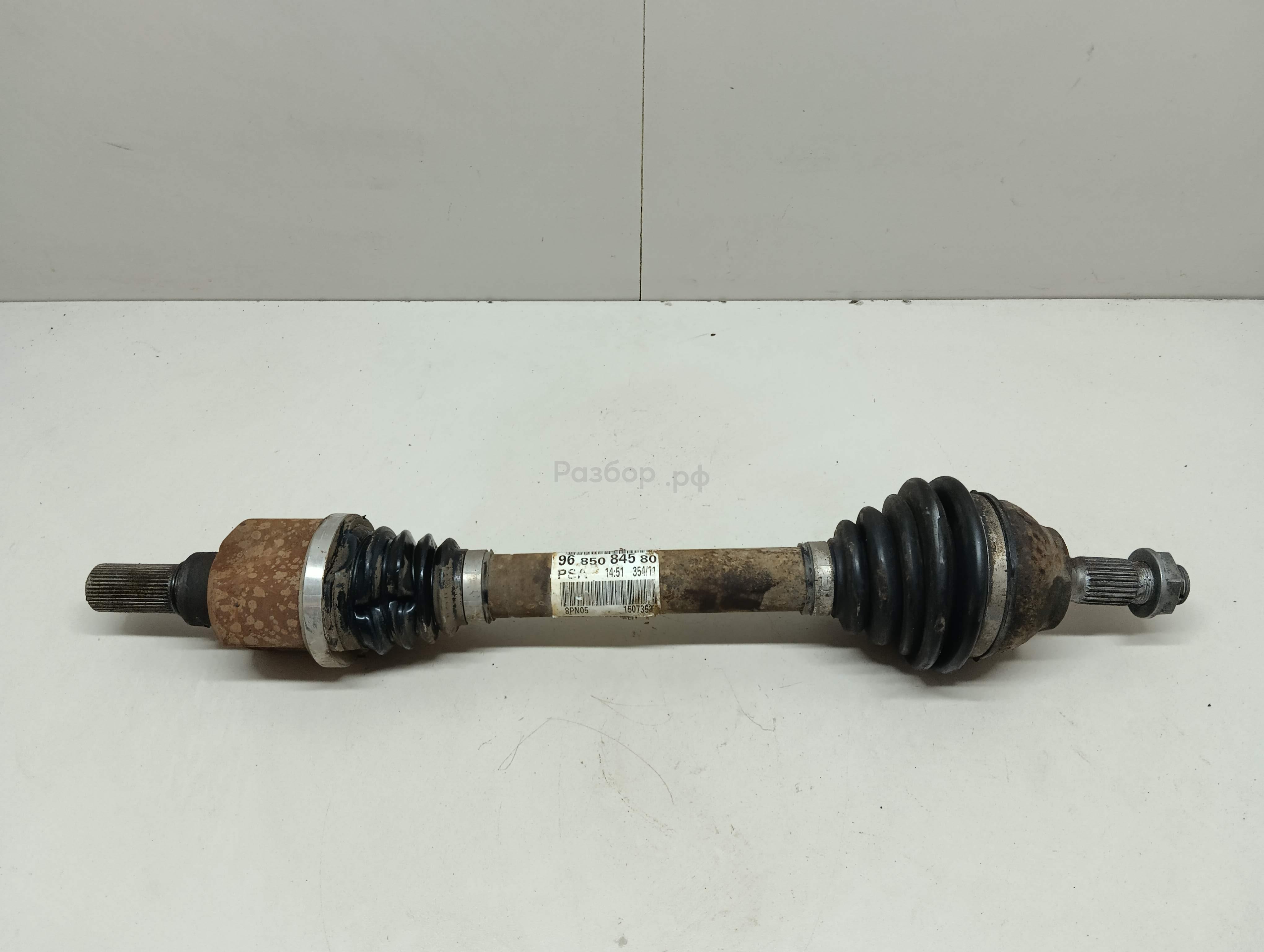 Полуось передняя левая