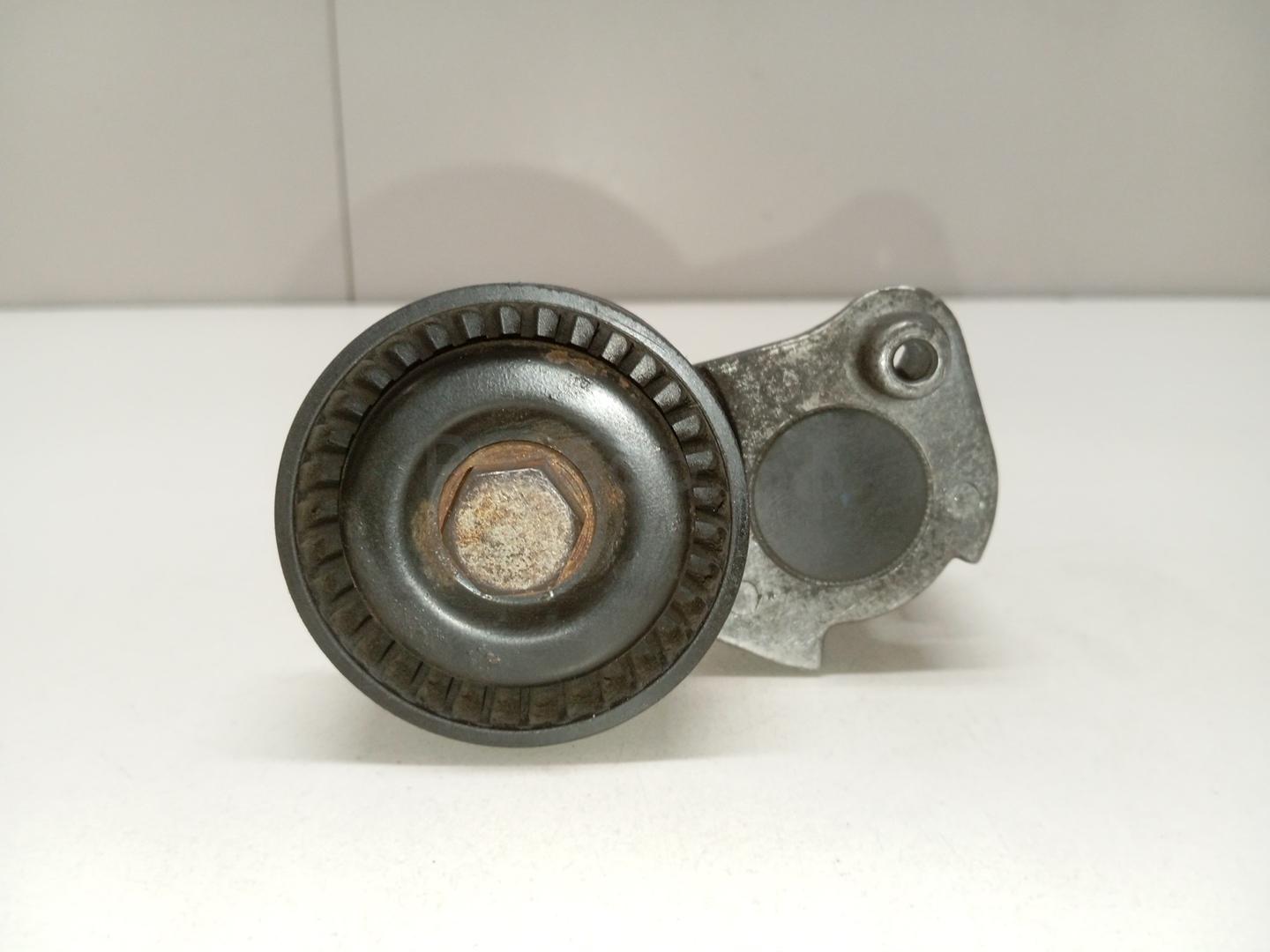 Натяжитель ремня