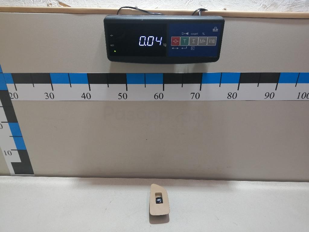 Кнопка стеклоподъемника