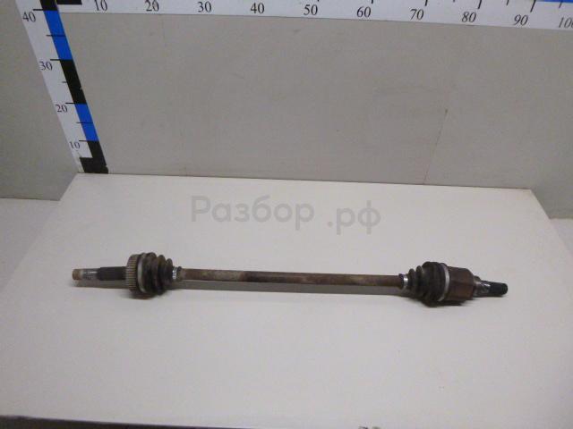 Полуось задняя