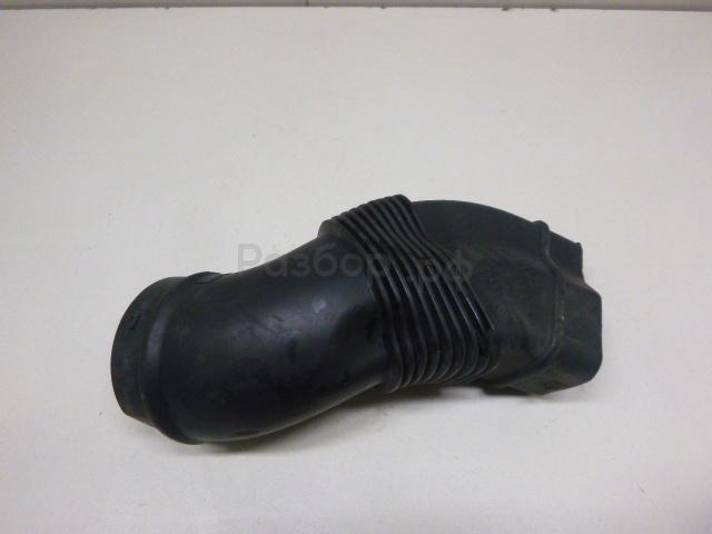 Патрубок воздушного фильтра