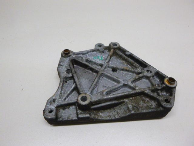 Кронштейн генератора