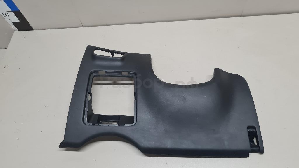 Накладка (кузов внутри)