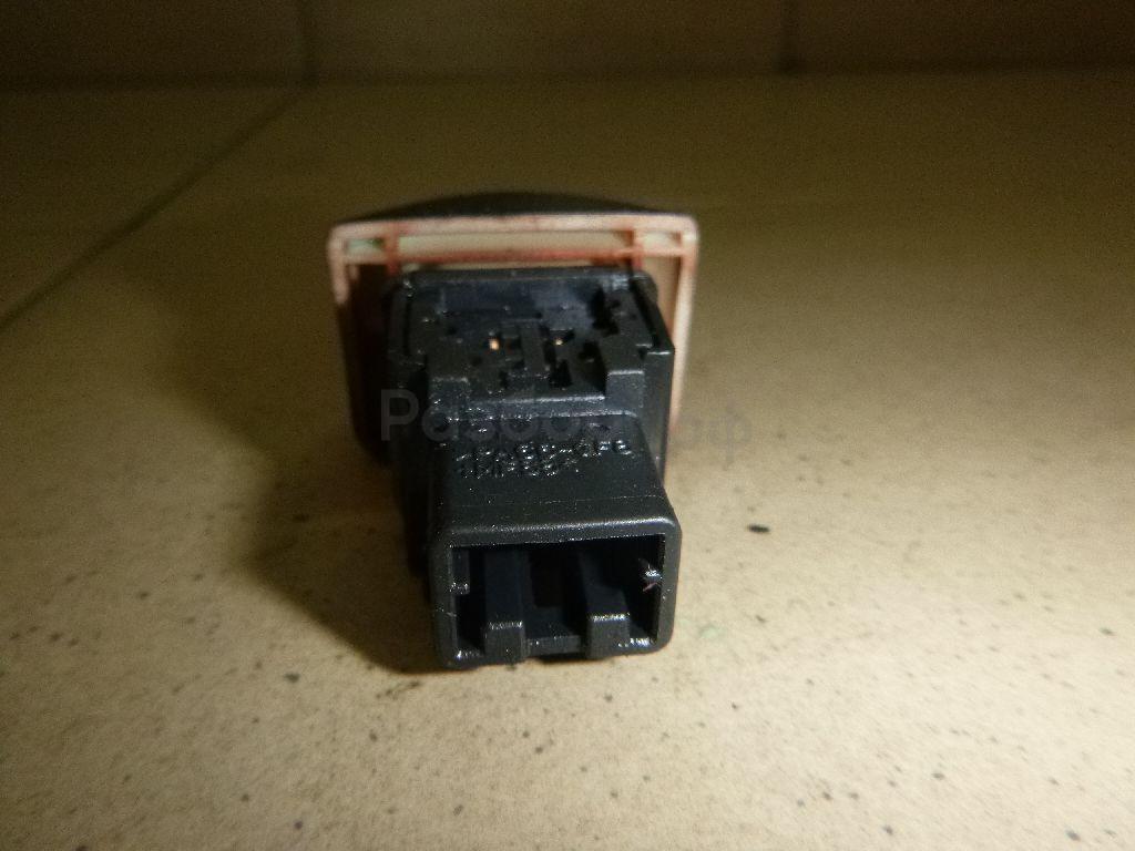 Кнопка обогрева сидений