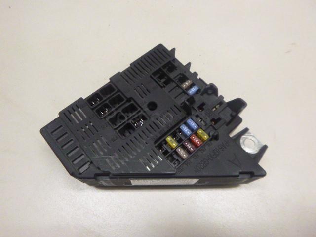 Блок предохранителей