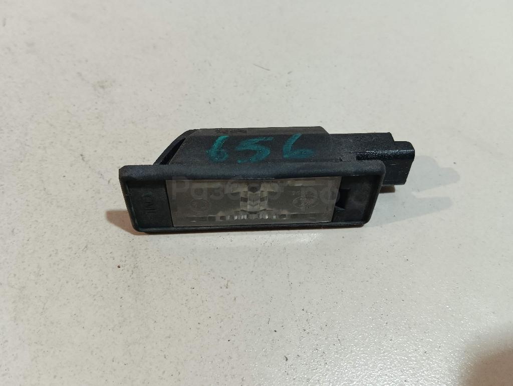 Фонарь подсветки номера