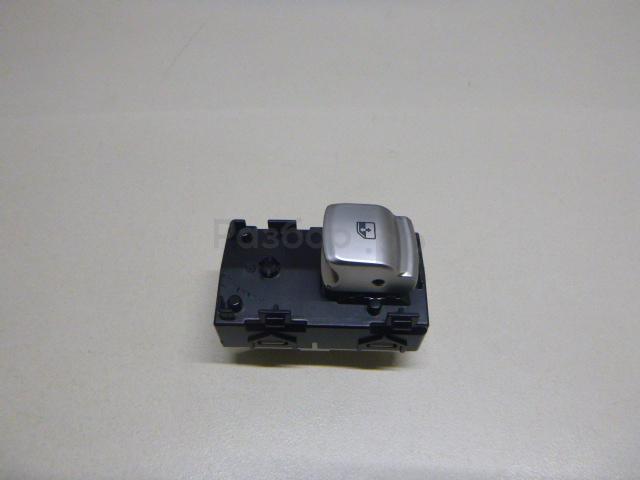 Кнопка стеклоподъемника