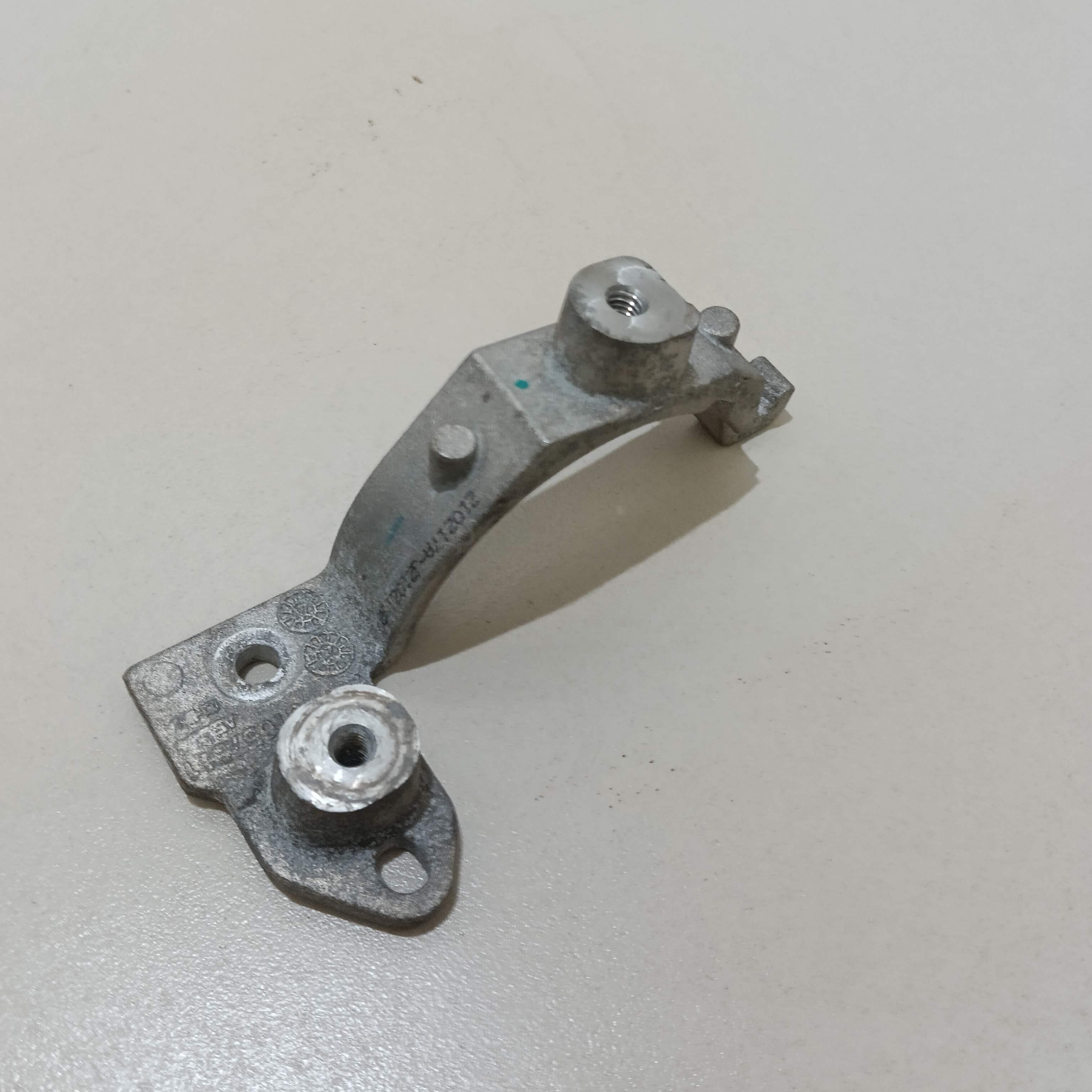 Кронштейн (сопут. товар)