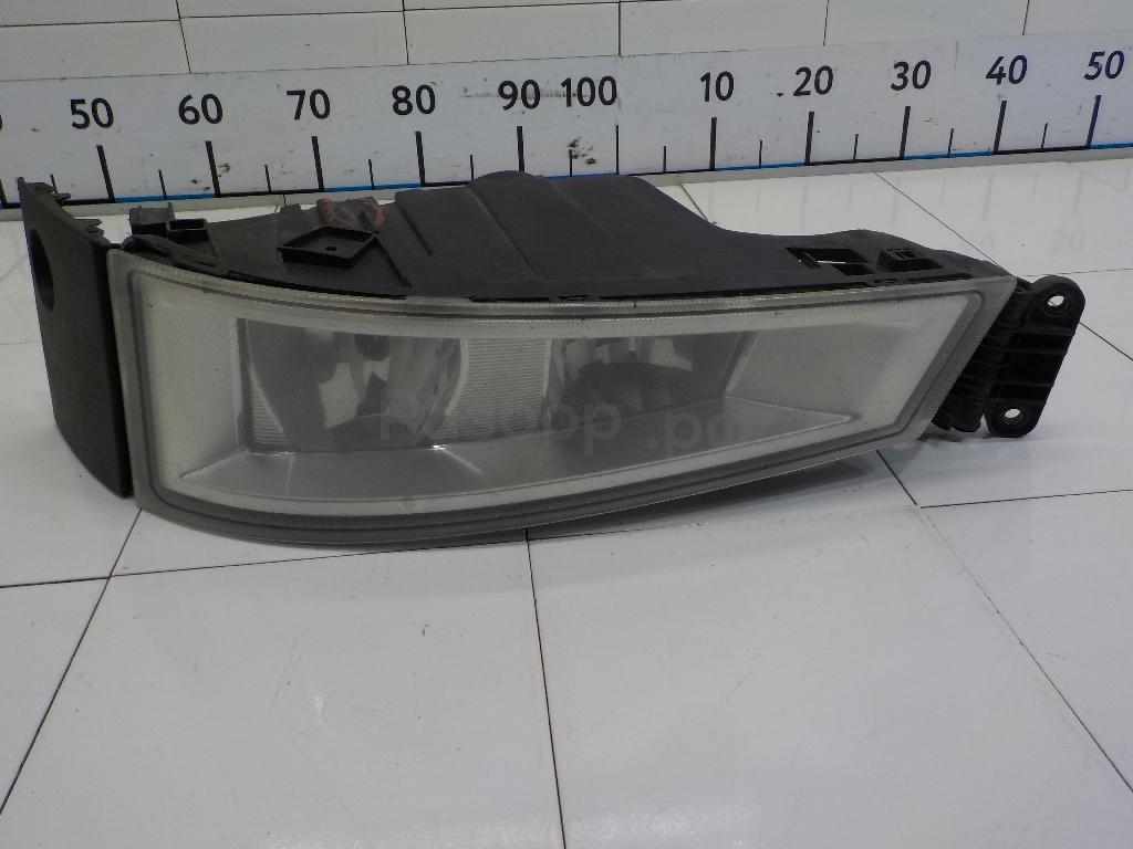 Фара противотуманная левая