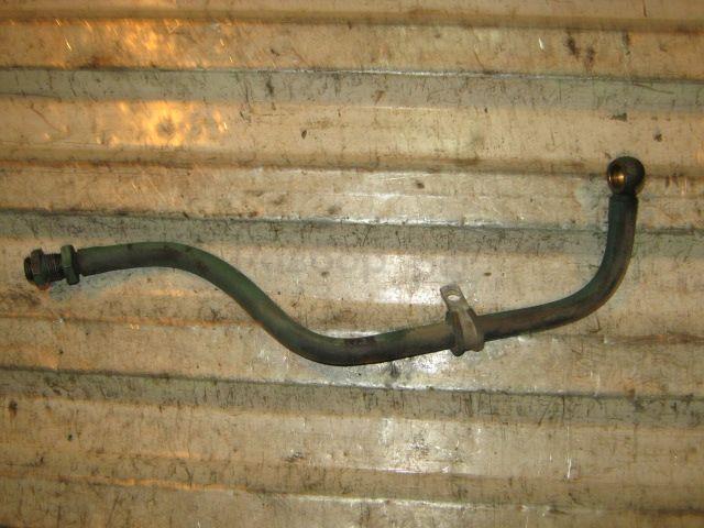 Трубка топливная