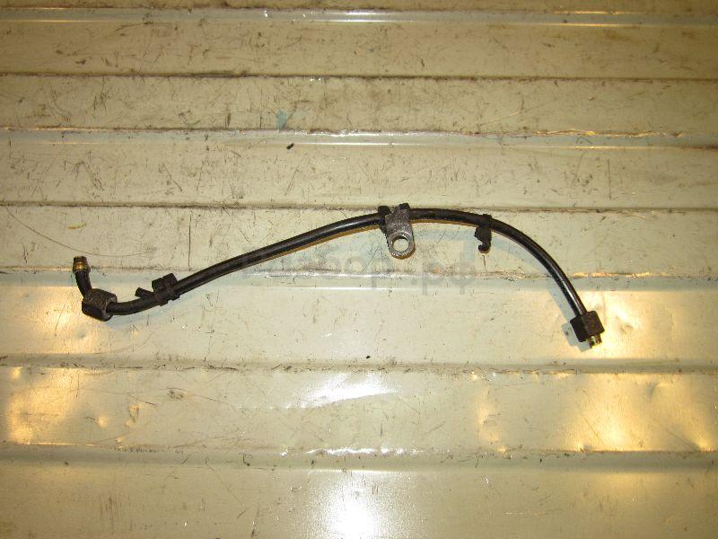 Трубка топливная