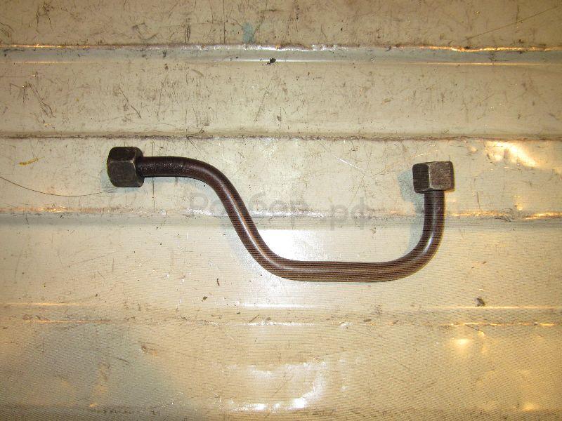 Трубка топливная