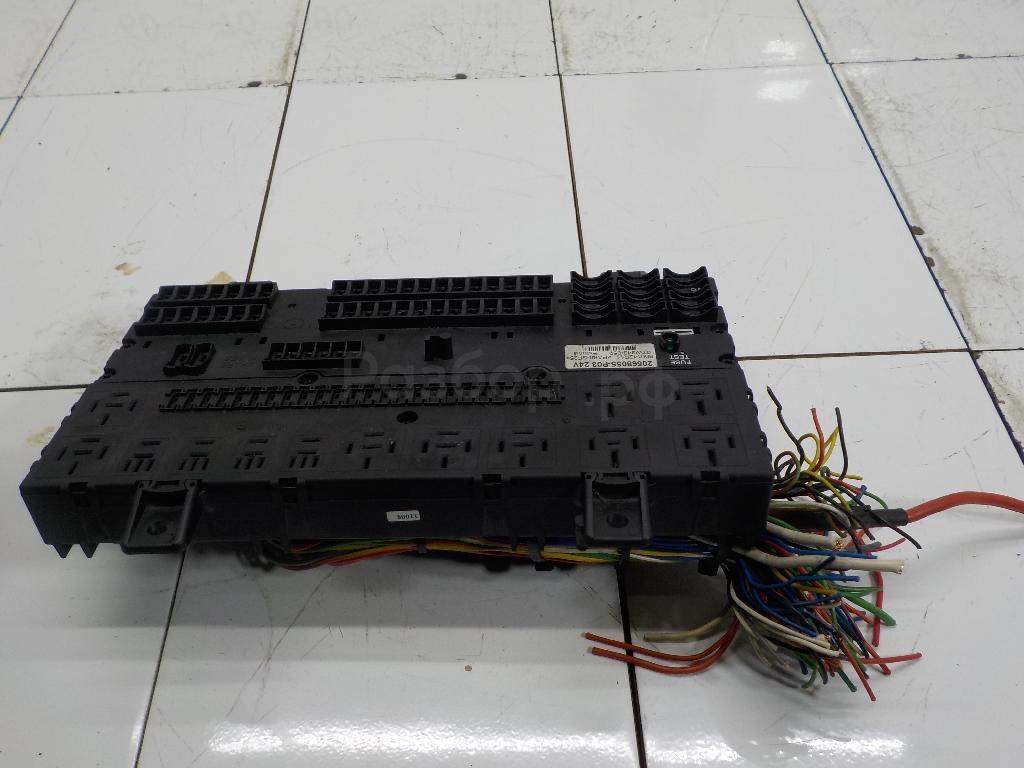 Блок предохранителей