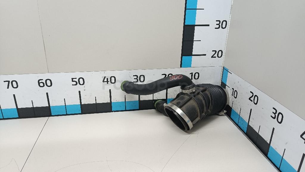 Патрубок воздушного фильтра