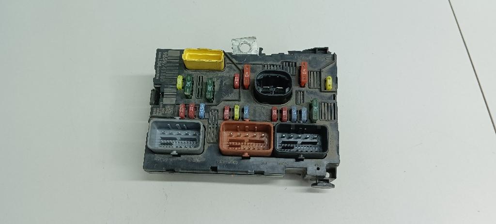 Блок предохранителей