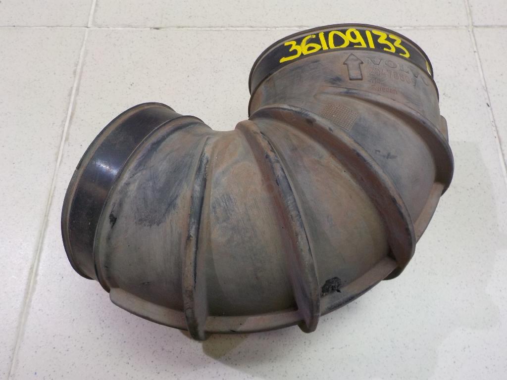 Патрубок воздушного фильтра