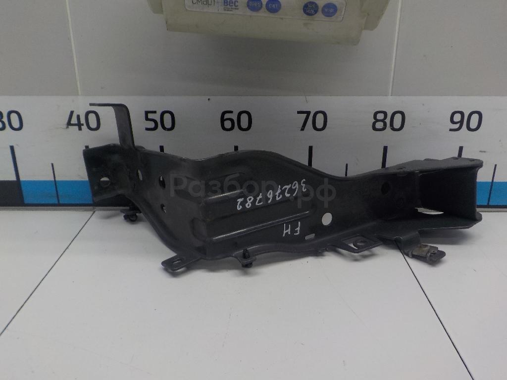 Кронштейн фар правый