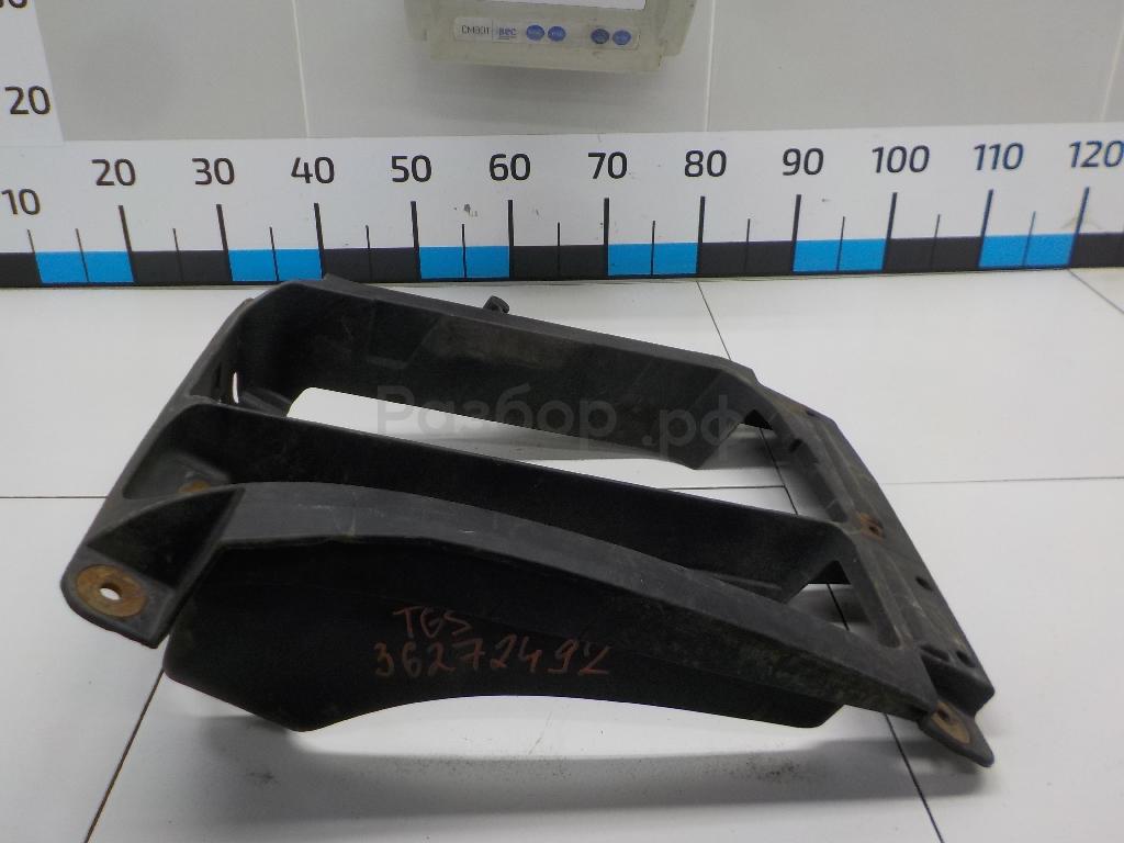 Кронштейн фар правый