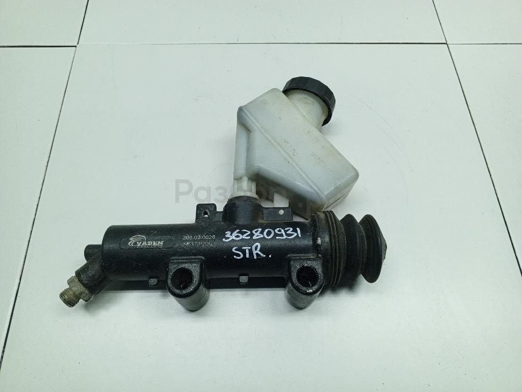 Цилиндр сцепления главный