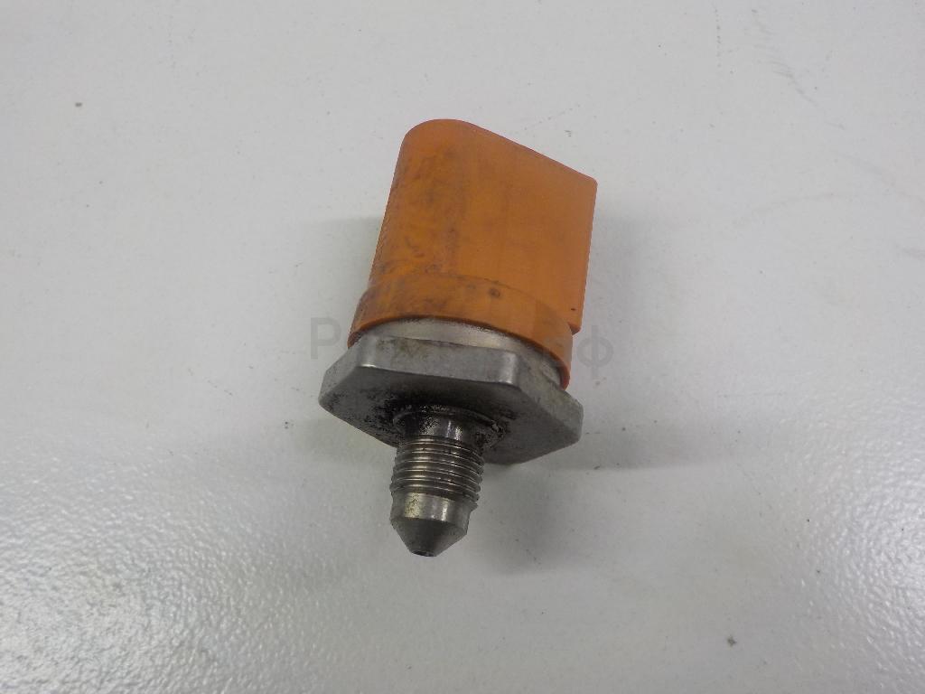 Датчик давления топлива