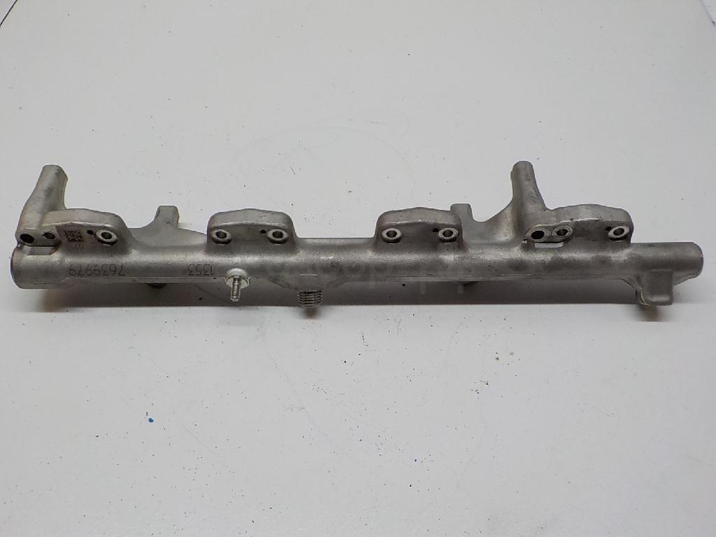 Рейка топливная (рампа)