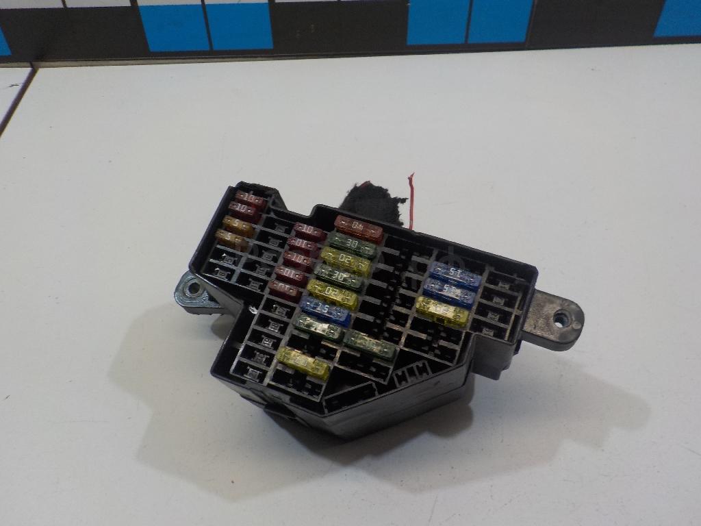 Блок предохранителей