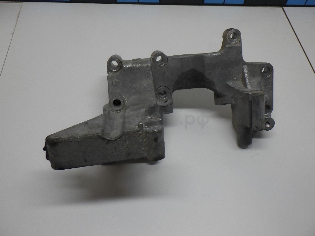 Кронштейн генератора