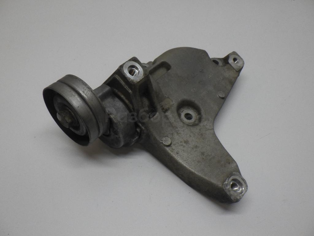 Натяжитель ремня